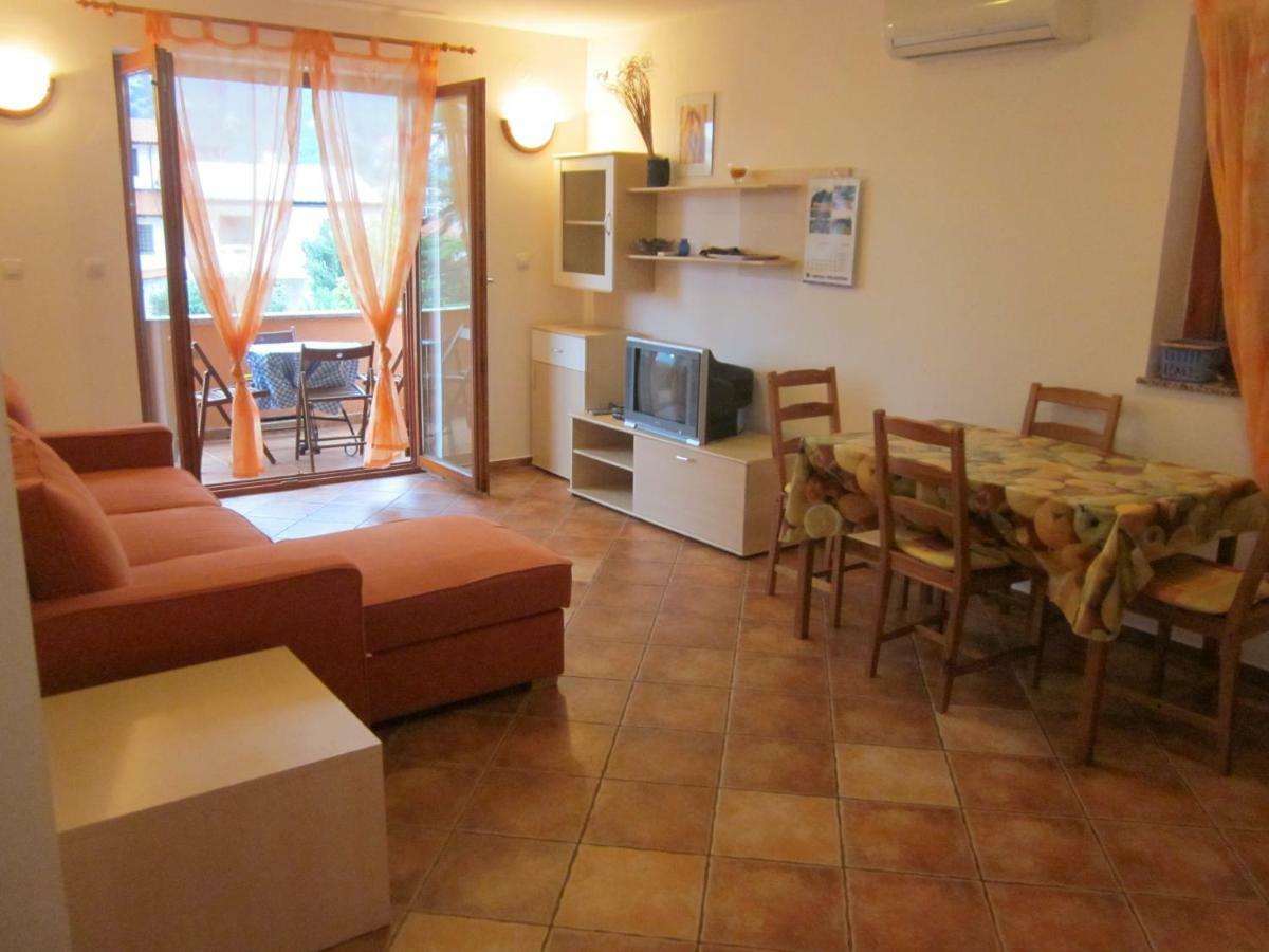 Apartmani Barbalic Dario Baška Buitenkant foto